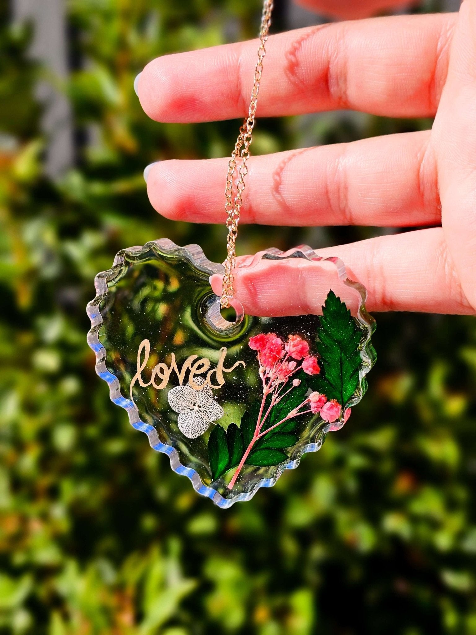 Personalised genuine dried flowers car ornaments - car pendants - VJ Designs