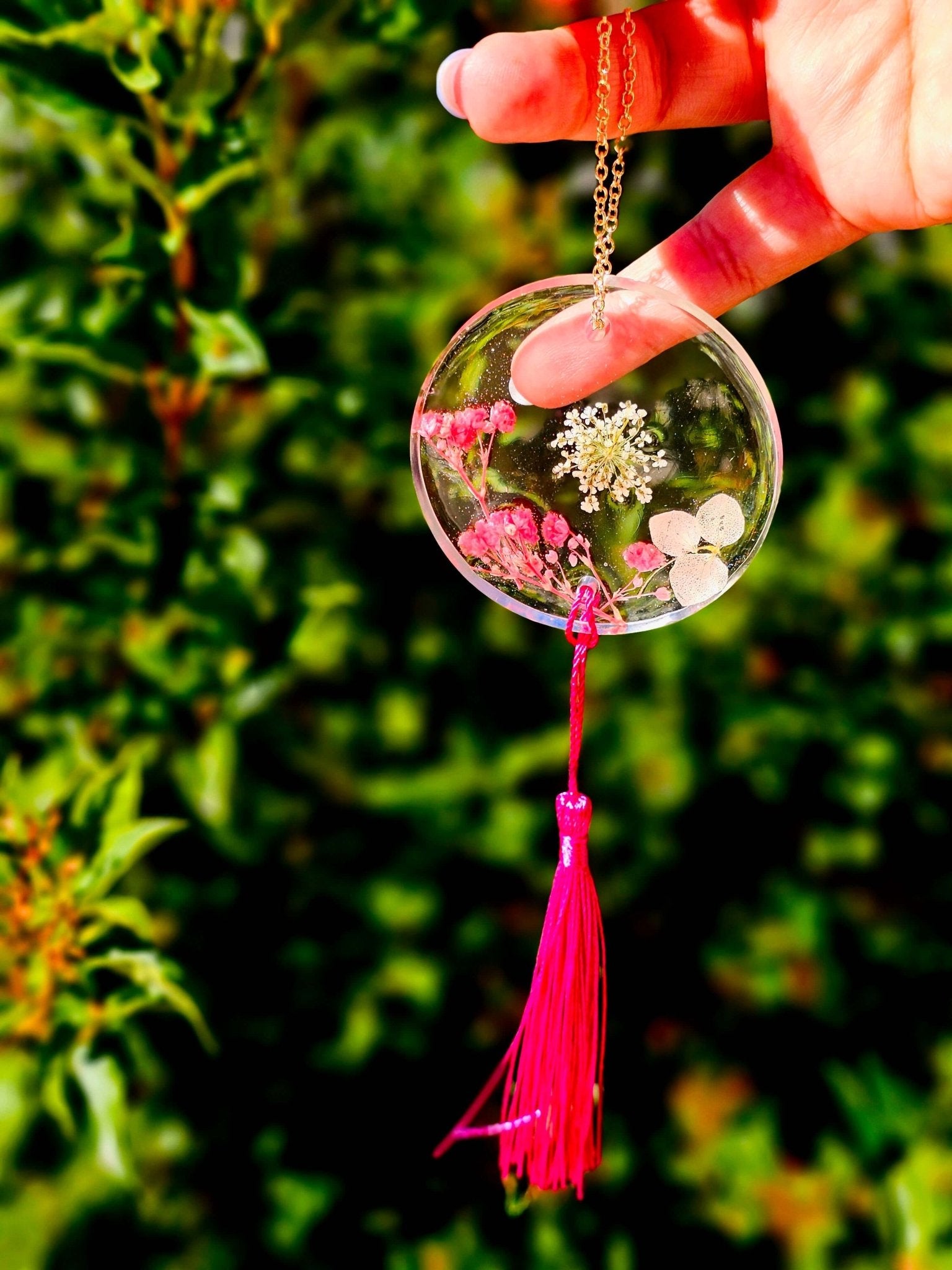 Personalised genuine dried flowers car ornaments - car pendants - VJ Designs
