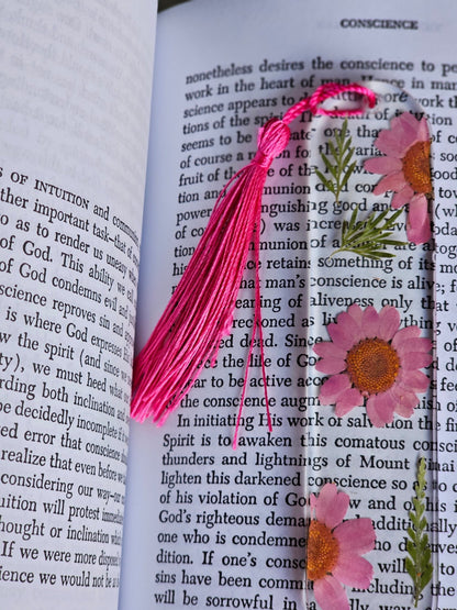 Personalised Pink daisy Bookmark with Tassel – Handmade Resin Design - bookmarks - VJ Designs