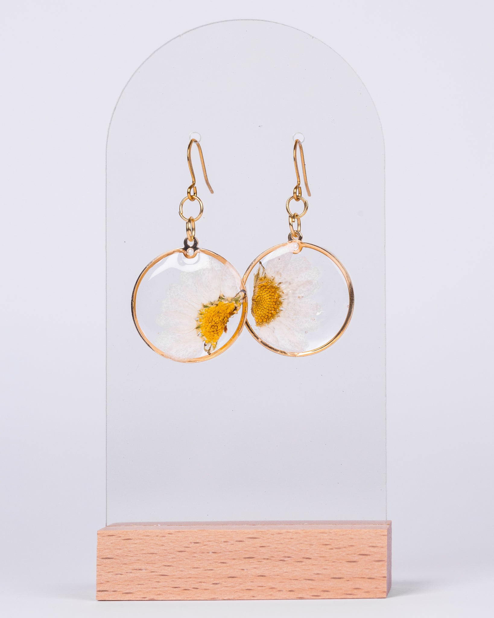 Handmade Gold-Plated Daisy Jewellery Set – Necklace & Earrings - Necklace - VJ Designs