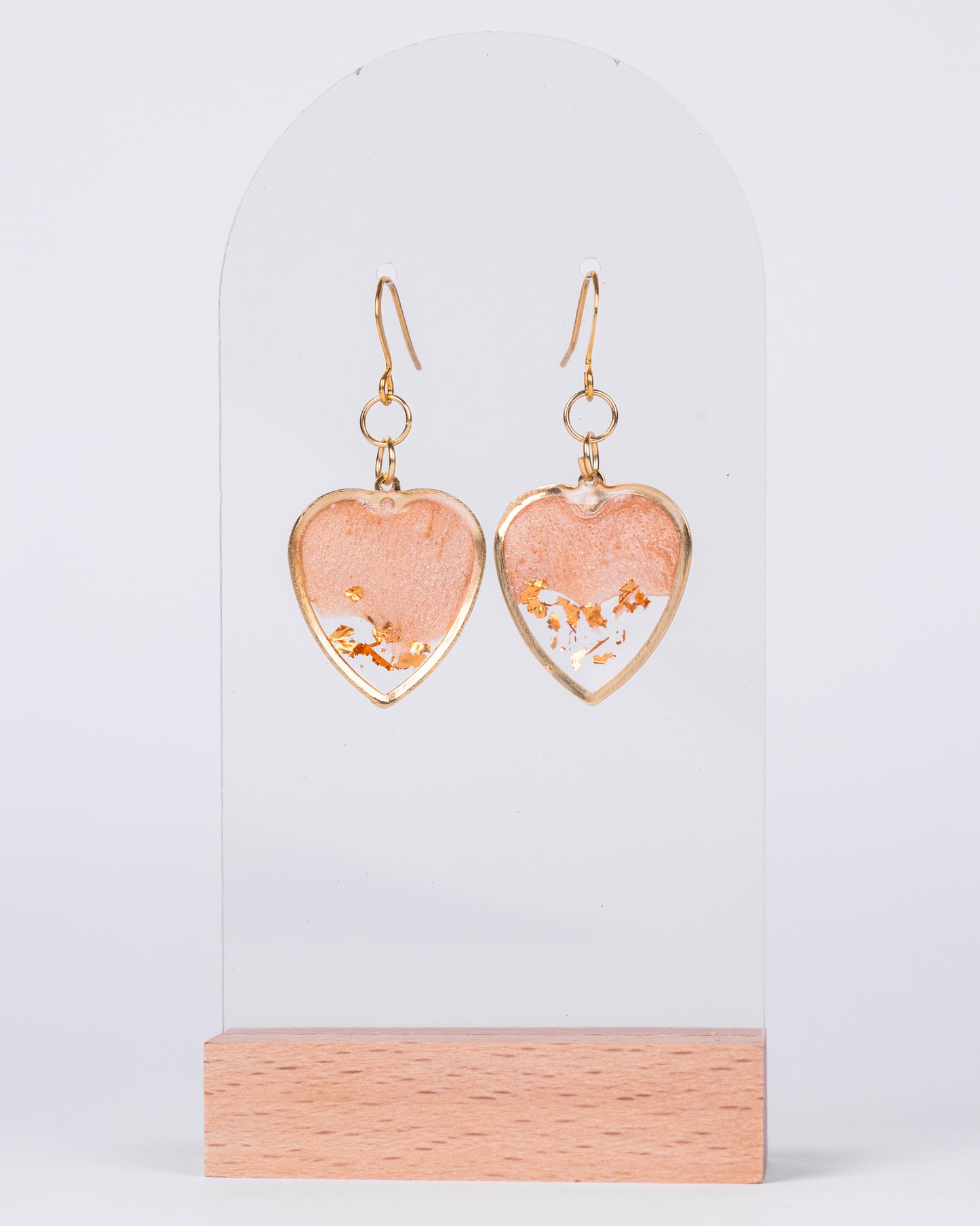 Personalised gold-plated beige heart-shaped earrings with rose gold accents - Earrings - VJ Designs