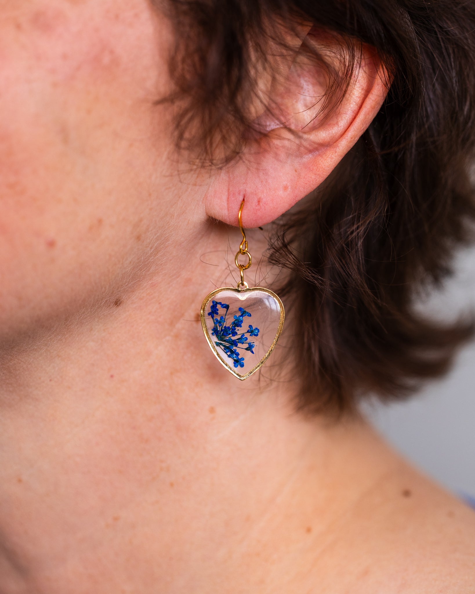 Handmade gold-plated clear heart-shaped earrings with blue flowers - Earrings - VJ Designs