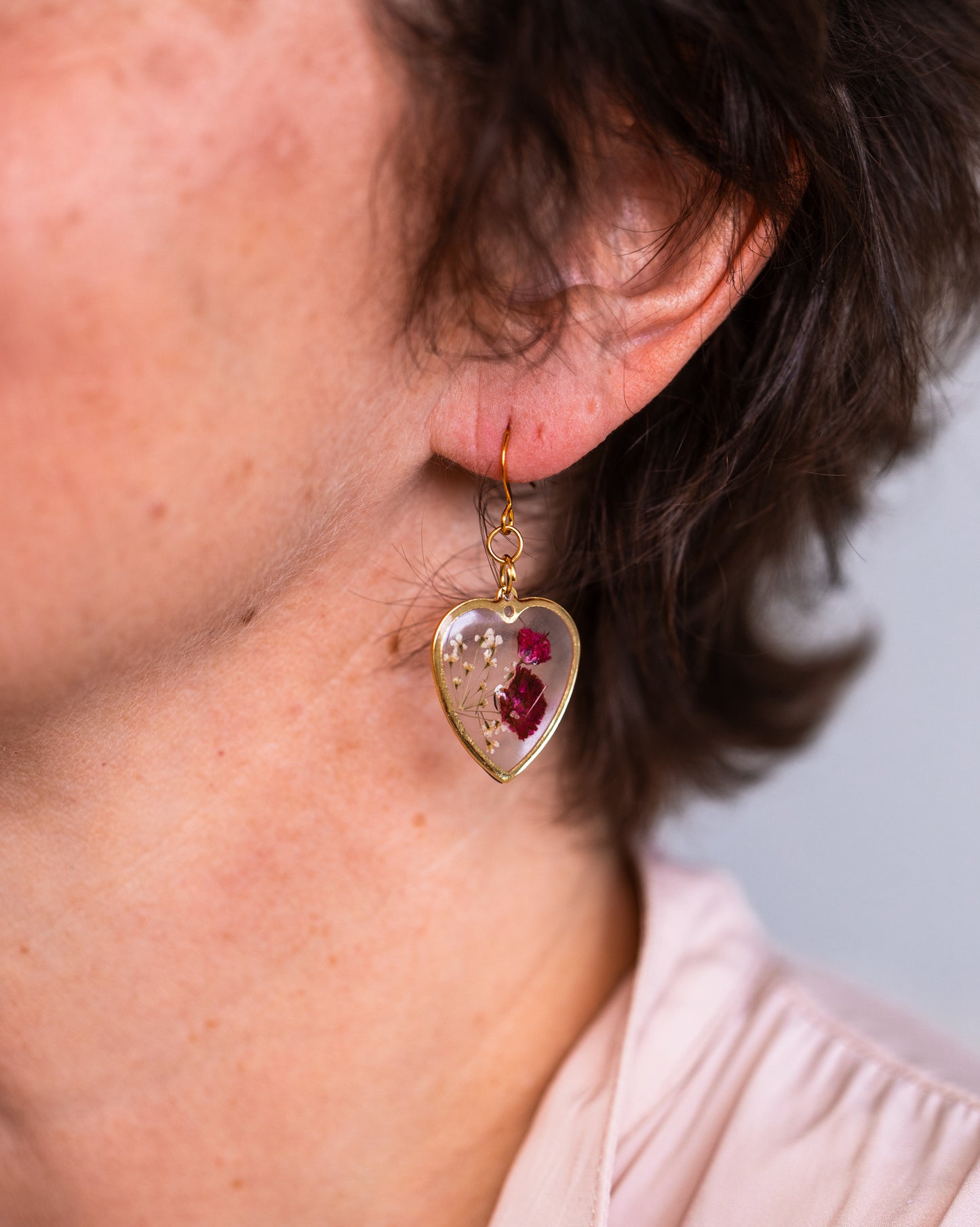 Handmade gold-plated clear heart-shaped earrings with a burgundy flower - Earrings - VJ Designs