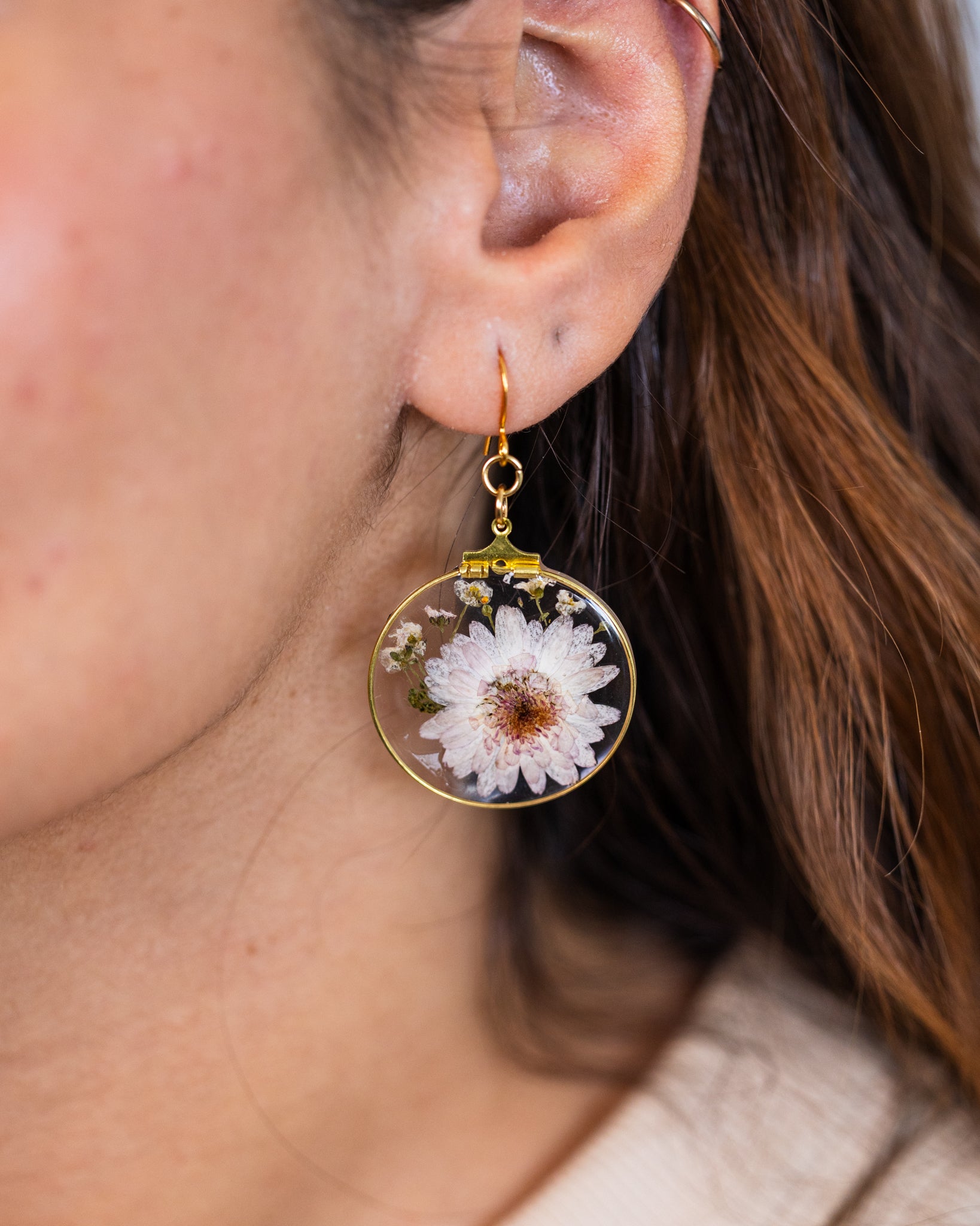Handmade gold-plated purple daisy earrings - Earrings - VJ Designs
