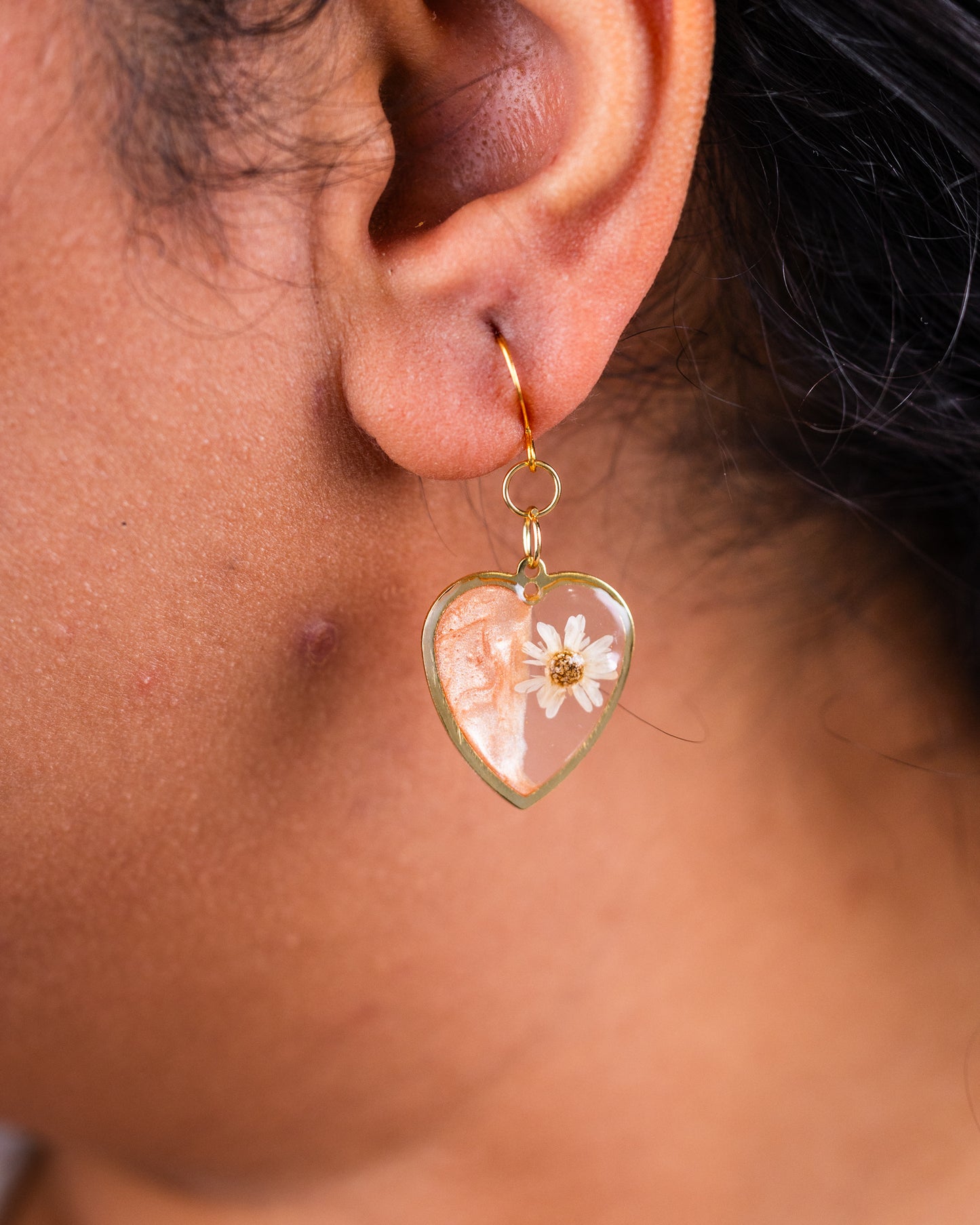 Personalised gold-plated beige heart-shaped jewelery set - Earrings - VJ Designs