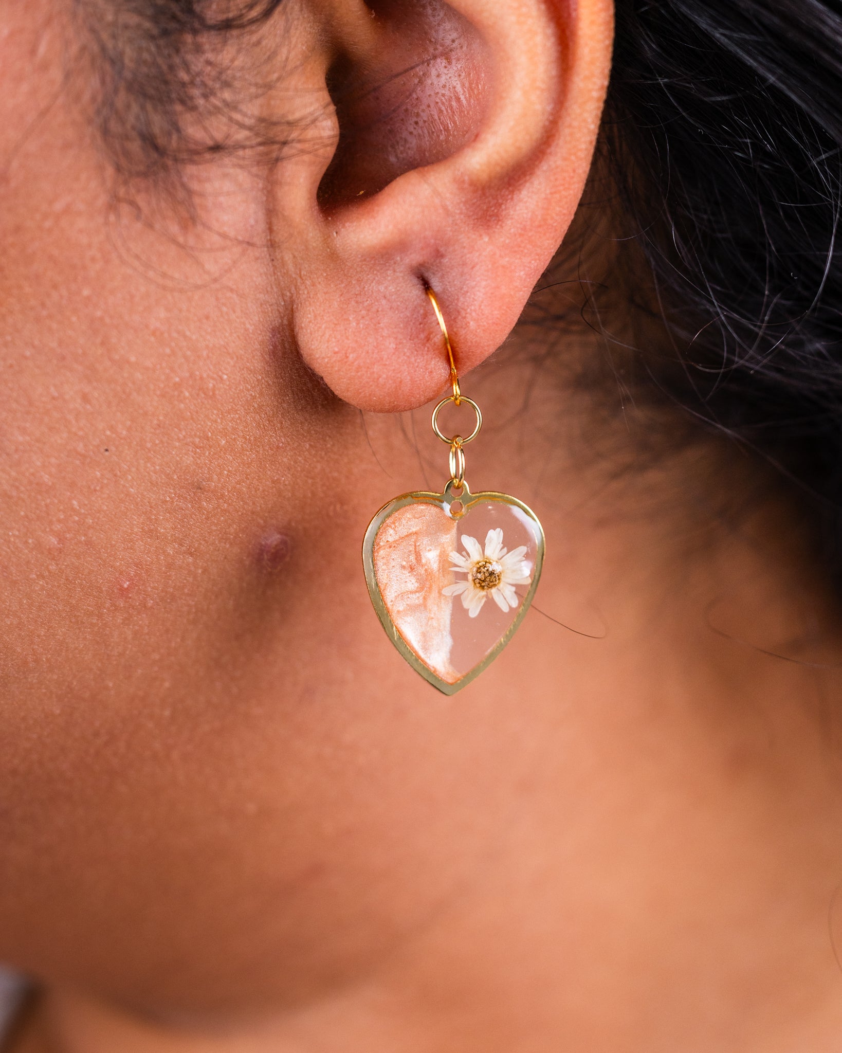 Personalised gold-plated beige heart-shaped jewelery set - Earrings - VJ Designs
