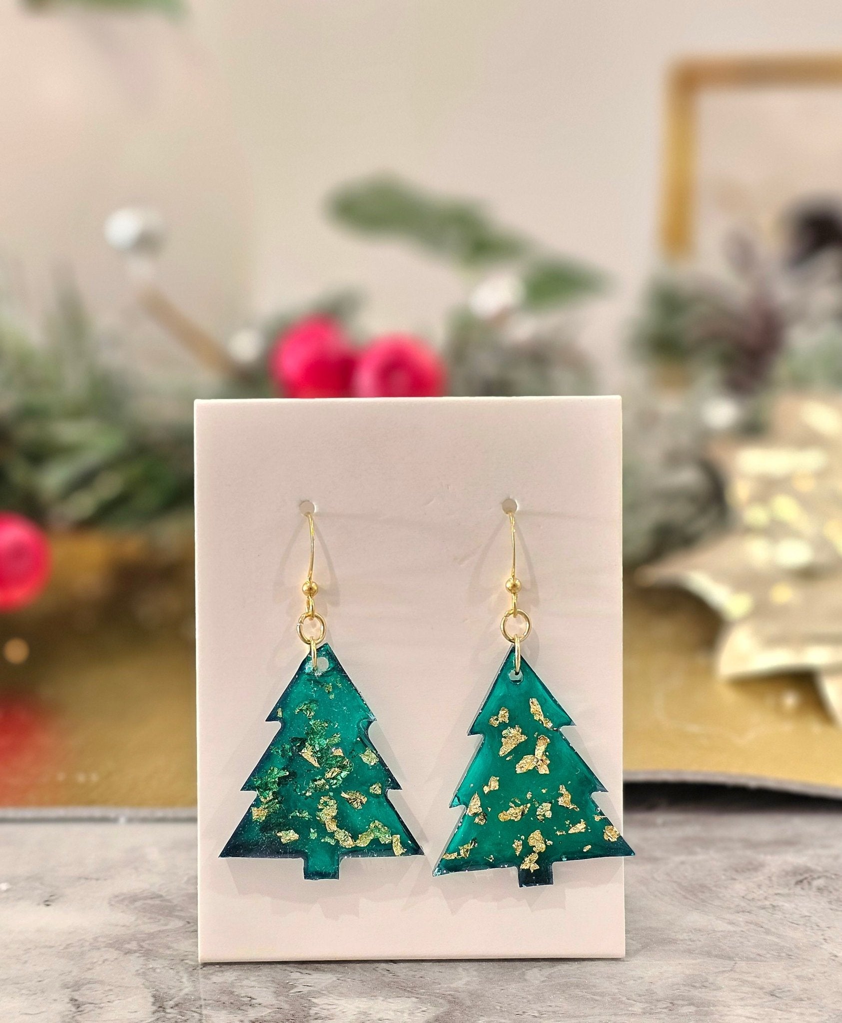 Personalised gold-plated Christmas tree earrings - VJ Designs
