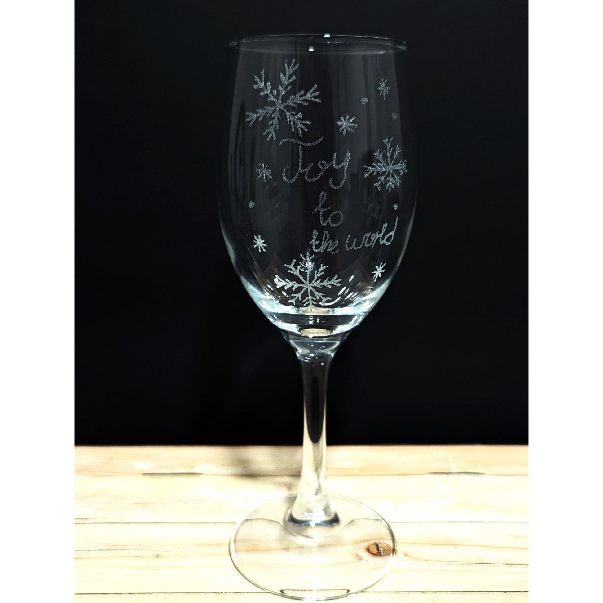 Hand-Carved Christmas Wine & Champagne Glasses - VJ Designs